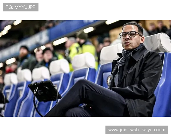 切尔西加大引援力度，目标瞄准年轻后卫新星，切尔西的引援