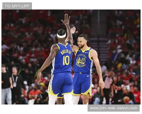 库里三分命中，勇士凭借外线赢得比赛